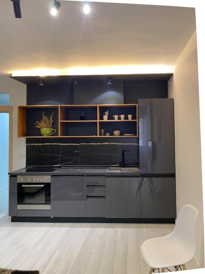 Your Apartment Tirana City Centre מראה חיצוני תמונה