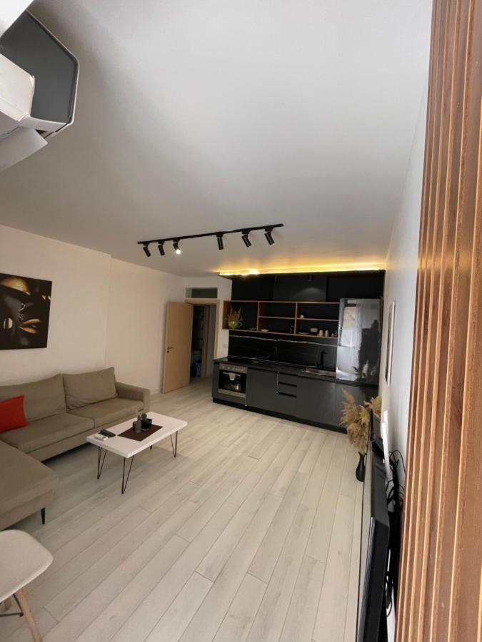 Your Apartment Tirana City Centre מראה חיצוני תמונה